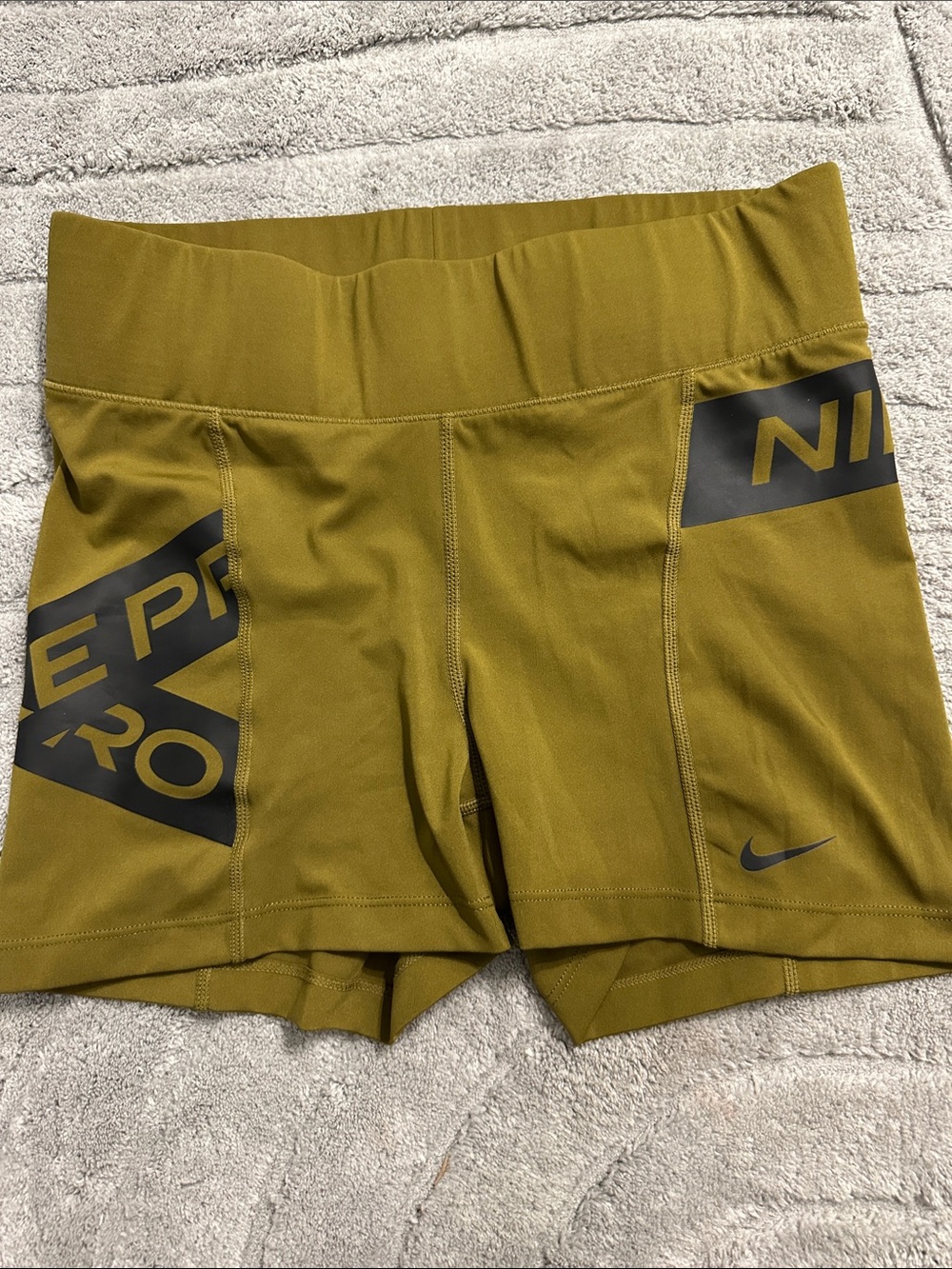 Nike Pro - Army Green Spandex